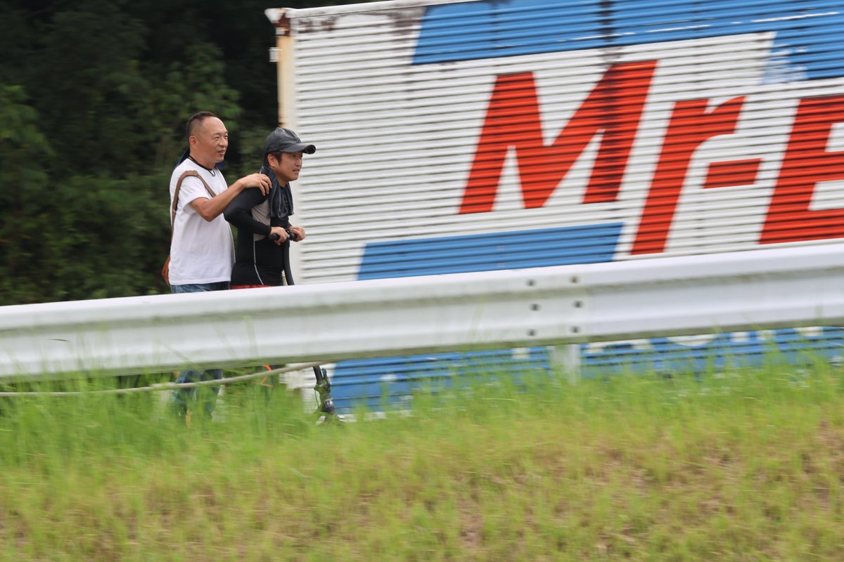おじゃる (@ojaru2017) on Twitter photo 令和7年8月17日 鈴鹿ツインサーキット恒例「朝練」の写真をブログにアップしました。
ilovesuzukatwincircuit.blogspot.com/2025/08/blog-p…
サンプル4枚貼ります。
4枚目は最終コーナーを加速中のJ○RKERさん<a href="/cosmo_zx4rr/">JOKER🃏時々クラーケン🦑</a>(一部伏字)です。 令和7年8月17日 鈴鹿ツインサーキット恒例「朝練」の写真をブログにアップしました。
ilovesuzukatwincircuit.blogspot.com/2025/08/blog-p…
サンプル4枚貼ります。
4枚目は最終コーナーを加速中のJ○RKERさん<a href="/cosmo_zx4rr/">JOKER🃏時々クラーケン🦑</a>(一部伏字)です。