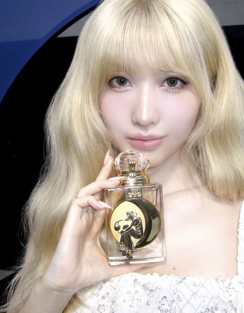 Gy4ETX7asAAq-MB?format=jpg&name=medium