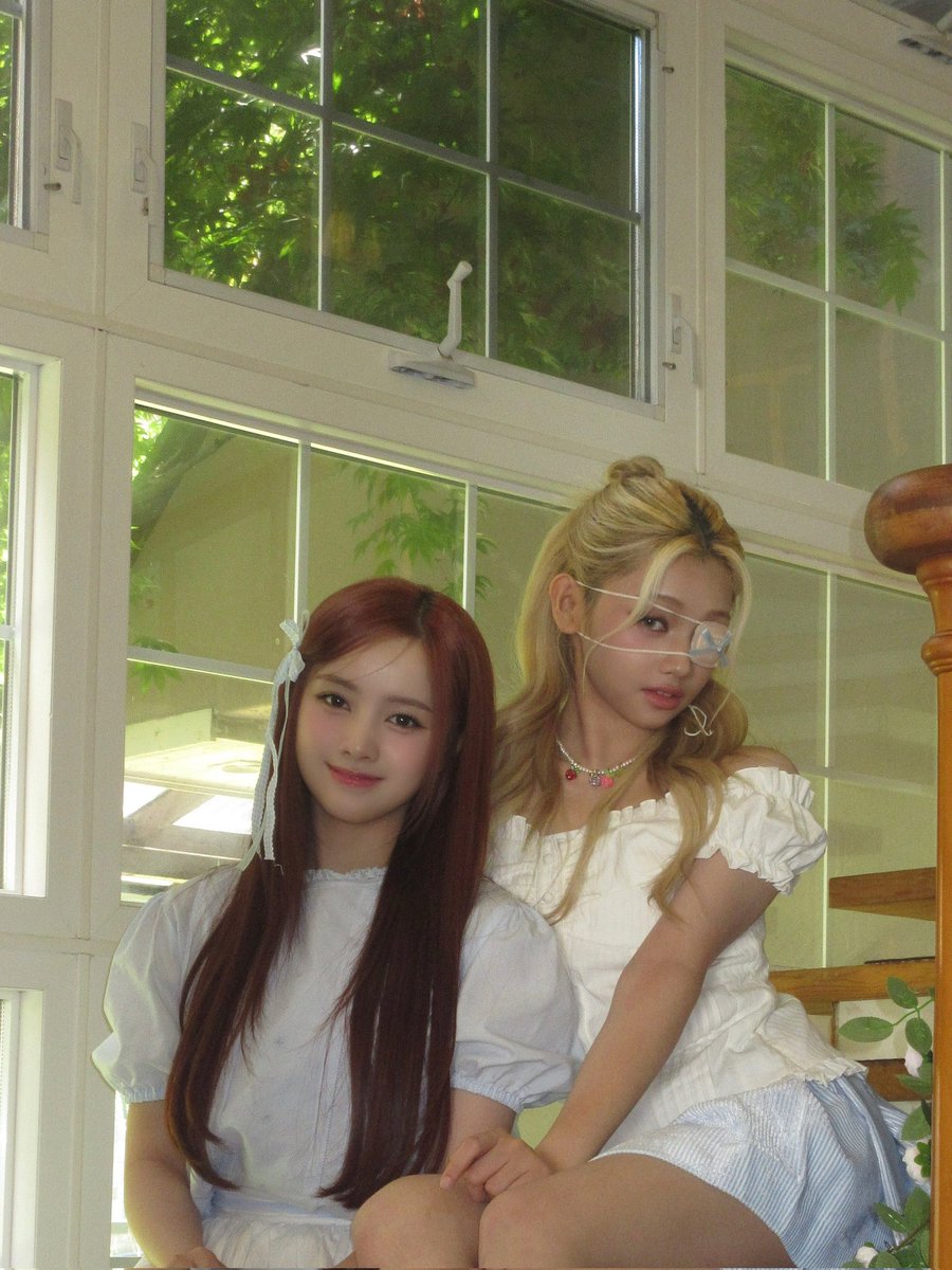 gehleeoffcl's tweet photo. [250821] GEHLEE WEVERSE UPDATE🌷

🦌:엘젤 어택 🩵🐇

🔗:https://t.co/vrTWG21bQf

#UNIS #유니스 @UNIS_offcl   
#GEHLEE #ゼリーダンカ
#GEHLEEDANGCA #젤리당카 https://t.co/uAt76V7U1q