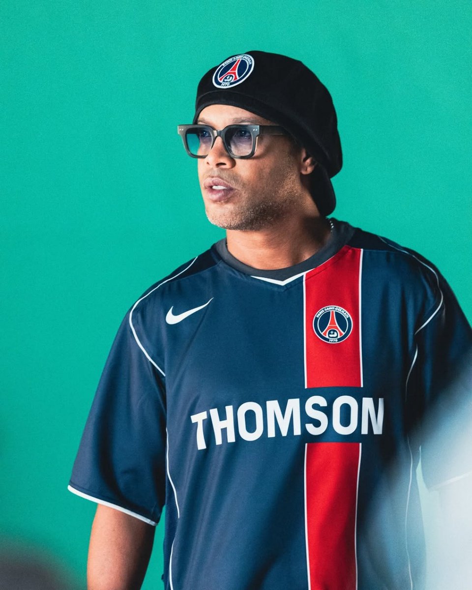 Ronaldinho tweet media