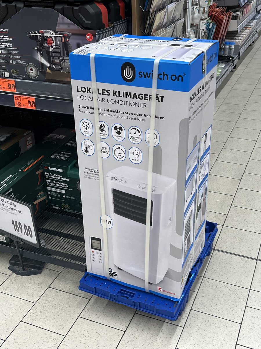 swamp hag ✨❄️⛄️☕️ tweet media