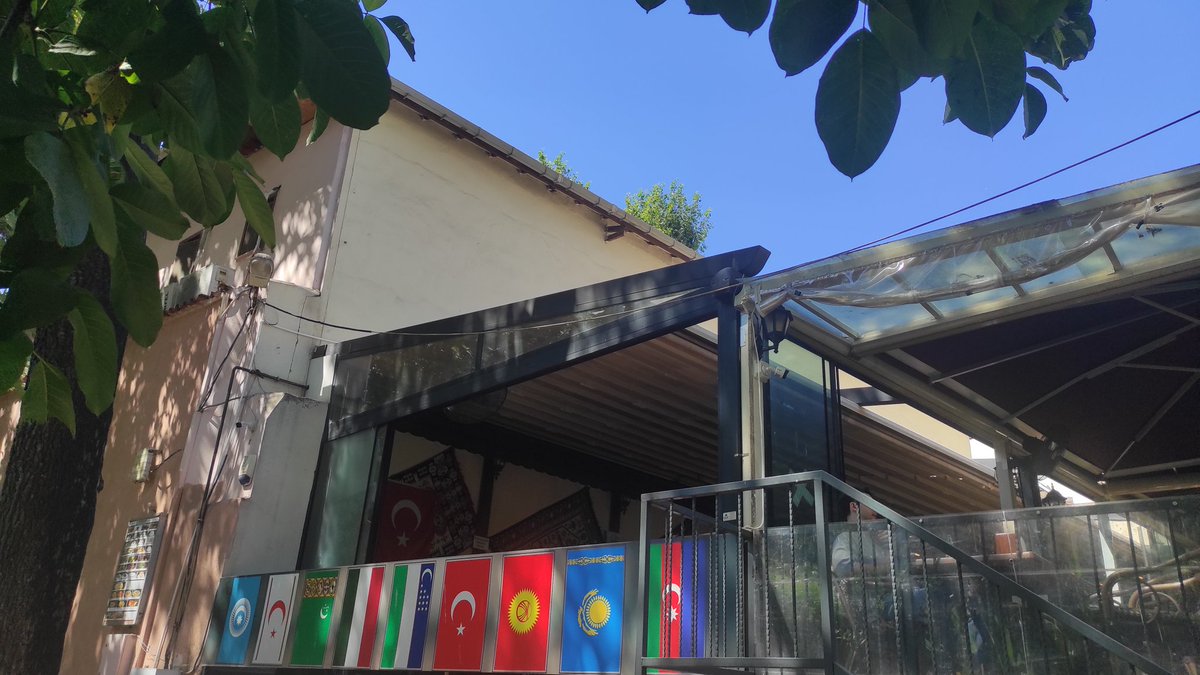 Kapalıçarşı'da işimiz olur da Türk Ocakları'na uğramaz mıyız?