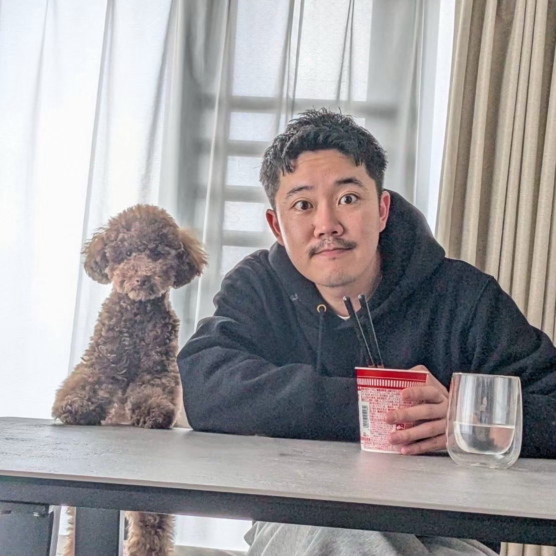 inspigassyuku26's tweet photo. ✨️講師紹介Part4✨️
【ベース講習】
ジョニーさん
なんと言っても魅力はステージングとリード力🥳大学4回生より講師をされており、バンドマネジメントやMCの講師なども行っていらっしゃいます！！

〈主な所属バンド〉
・6-senSE
・Nick Jagger     など https://t.co/faTKwBwF55