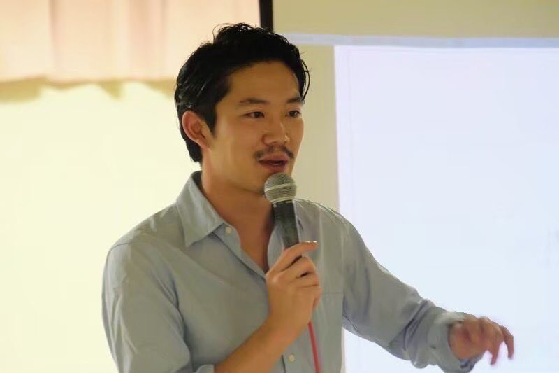 inspigassyuku26's tweet photo. ✨️講師紹介Part4✨️
【ベース講習】
ジョニーさん
なんと言っても魅力はステージングとリード力🥳大学4回生より講師をされており、バンドマネジメントやMCの講師なども行っていらっしゃいます！！

〈主な所属バンド〉
・6-senSE
・Nick Jagger     など https://t.co/faTKwBwF55