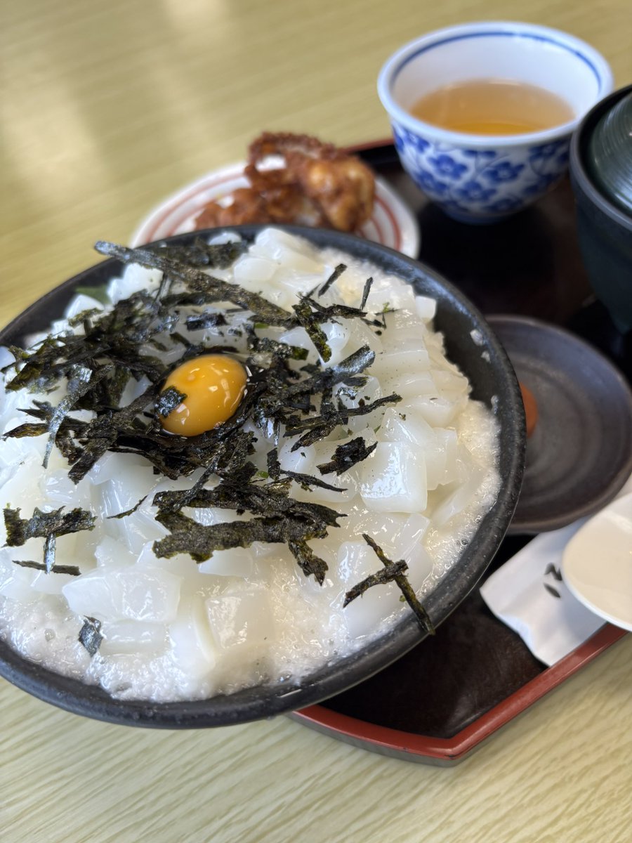 「#東海ウォーカー 2025秋」
秋グルメ特大号 発売日です🍙🍁

空気もご飯も美味しい！
福井県を私は満喫してきました☺️

秋のお出かけの参考にぜひっ♡