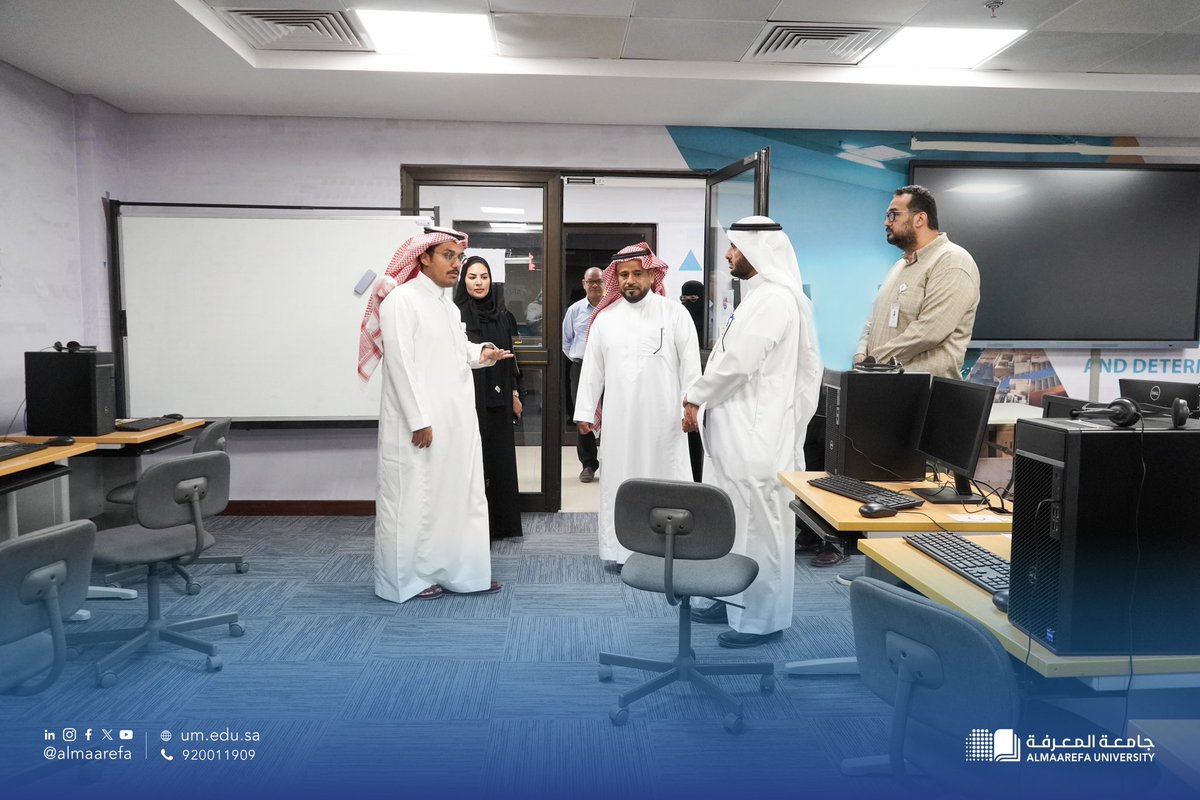 AlMaarefa's tweet photo. سعادة رئيس #جامعة_المعرفة أ.د. عبدالرحمن بن عبدالله الصغير، يرافقه الرئيس التنفيذي م. محمد الزامل، وعدد من قيادات الجامعة، في جولة تفقدية للاطلاع على جاهزية المرافق والاستعدادات لاستقبال العام الدراسي الجديد 1447هـ.
#تعليمنا_قيم https://t.co/Q2bBeGY4xo