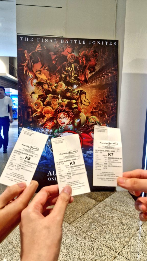 michimrn_'s tweet photo. Movie night. ❤️✨️ https://t.co/qSxBDh94sa