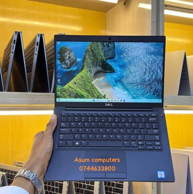 asum_ltd's tweet photo. Dell latitude 7390
🔸️windows 11
🔸️8GB RAM 
🔸️256GB ssd 
🔸️core i5
🔸️2 in 1 convertible laptop 
🔸️Backlight 
🔸️8th gen.
@asumcomputers Ltd located at kabaka kintu house along Kampala Road shop number B04. 
tel: 0.7.4.4.6.3.3.8.0.0 #Dell #laptopoutlet #Laptop https://t.co/ni6jXbSbtR