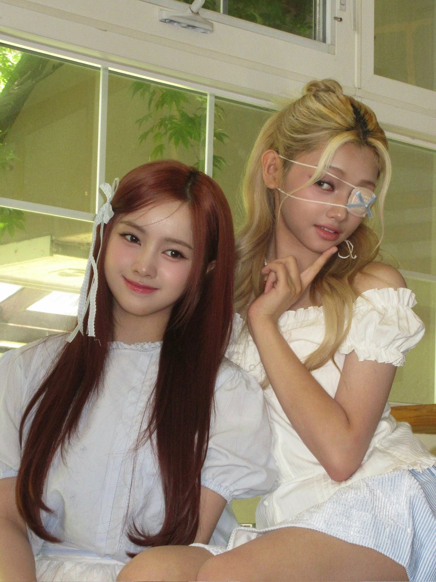 EverythingUnis_'s tweet image. The doll and the barbie 🩷

STREAM SPRING RAIN
#UNIS #유니스
#SPRINGRAIN #봄비
@UNIS_offcl