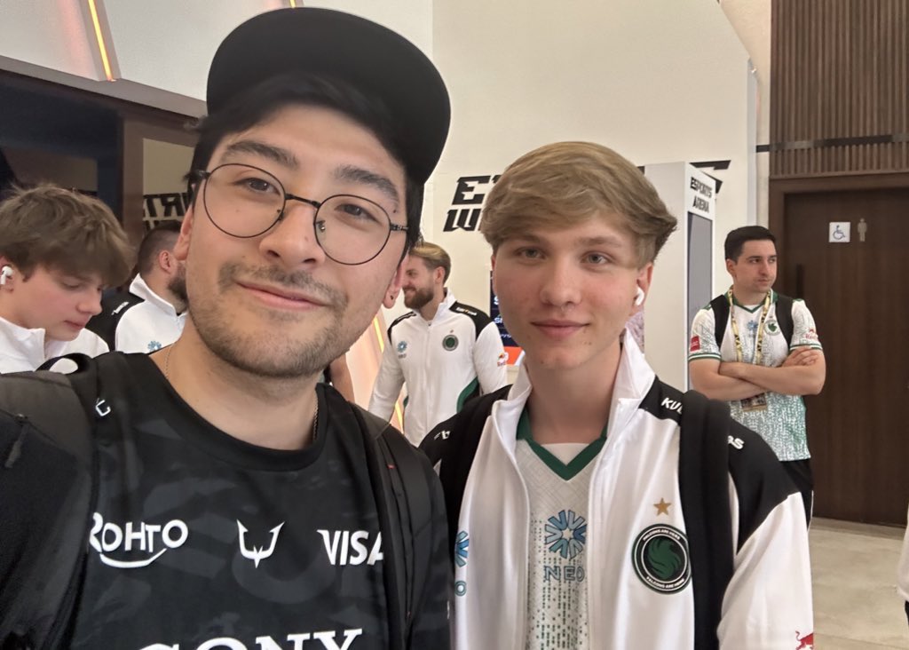 nikih (@nicolasseydi) on Twitter photo BRO, ITS FUCKING MONESY BRO, ITS FUCKING MONESY