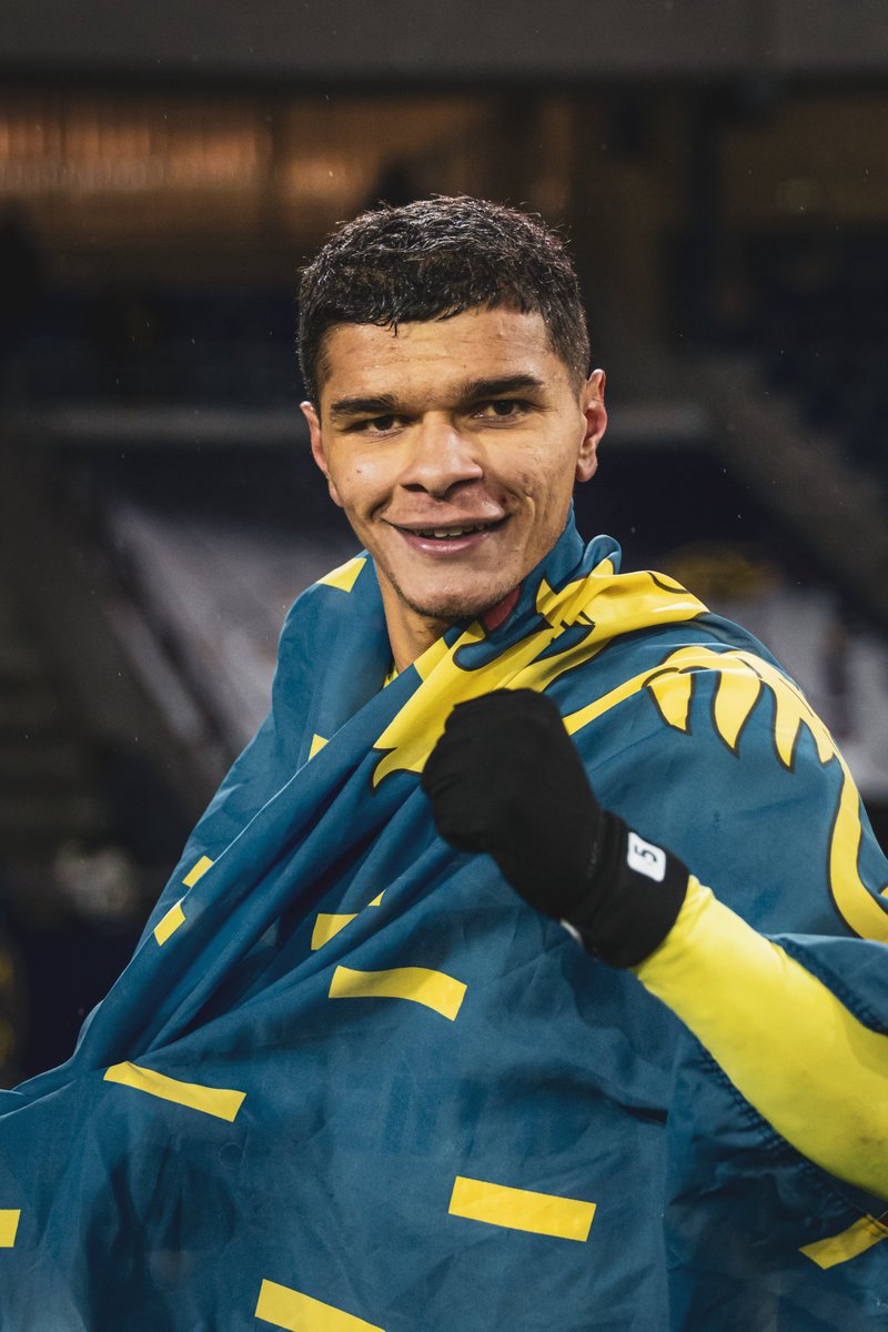 🚨🦁 Boris Moltenis s'engage à la <a href="/SDP_1922/">SD Ponferradina SAD</a>.

🤝 L'ensemble du club souhaite le meilleur à son défenseur #MadeInSeloncourt et ne doute pas qu'il continuera à porter haut les couleurs du centre de formation du FCSM. 

Bonne continuation Boris 💛💙

📋 fcsochaux.fr/actualites/com…