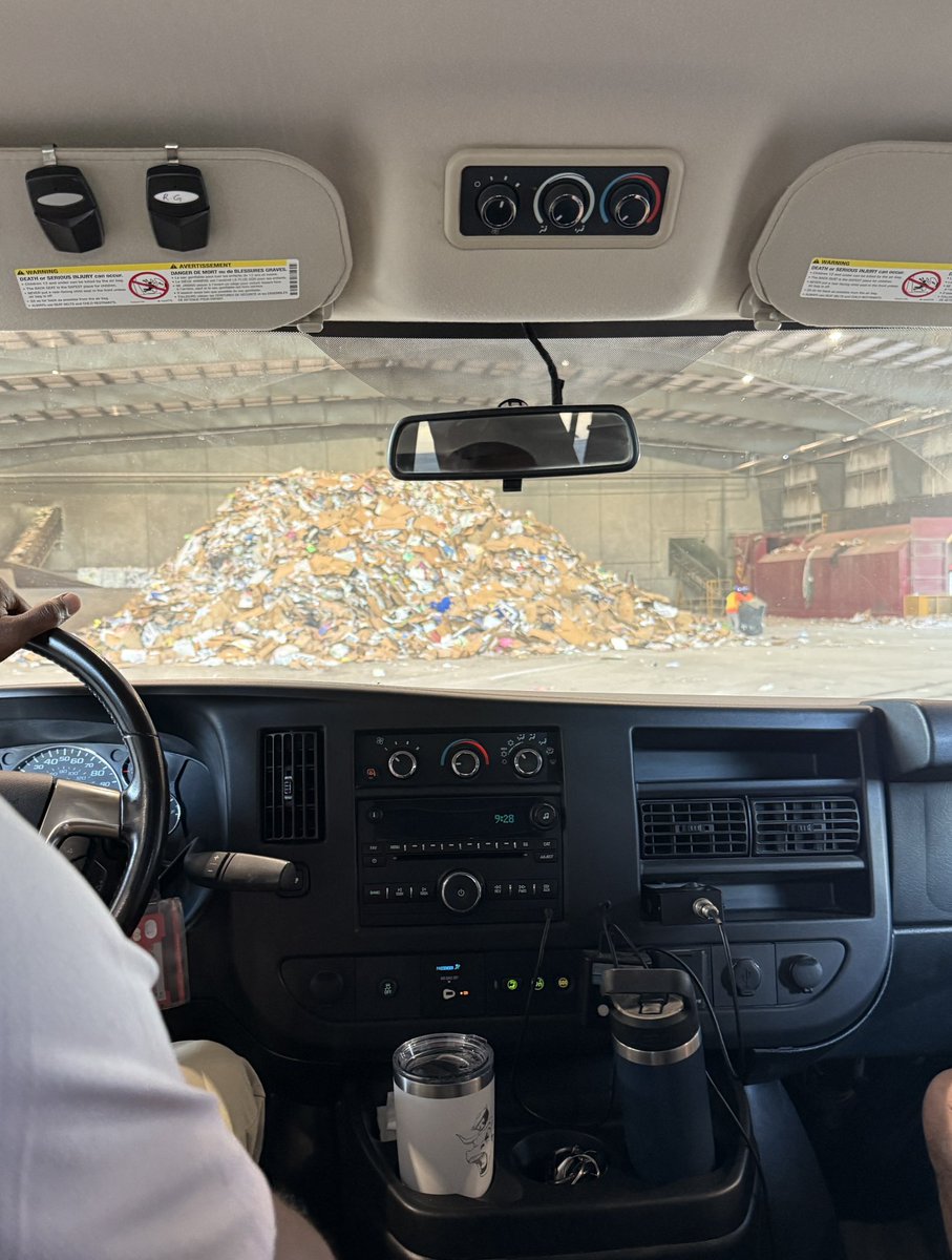 Is a world without human waste even possible? 😷

It’s shocking to see just a snippet of just how much waste we actually produce. 🍃♻️