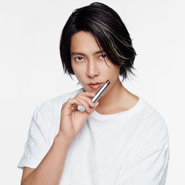 fa_620's tweet photo. M・A・C✖️赤西仁
ポーラB.A✖️亀梨和也
DIOR✖️山下智久
メイベリンニューヨーク✖️錦戸亮 https://t.co/e6qmysoQp7