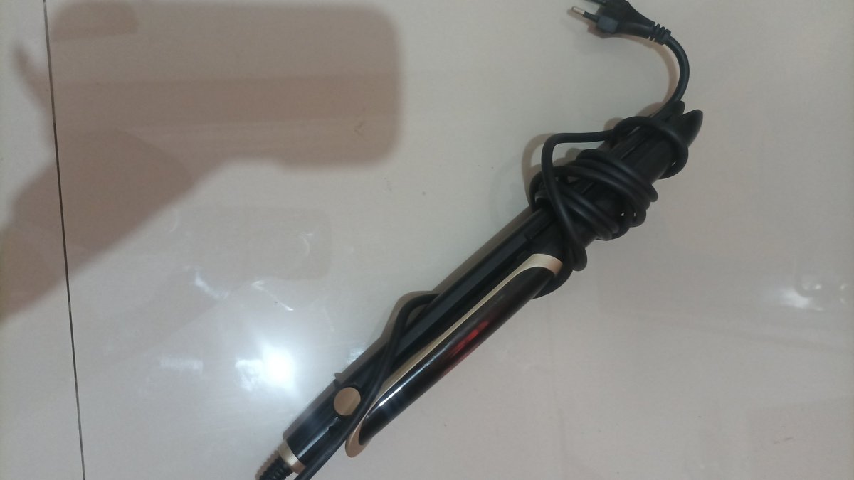 SmittenWithTae's tweet photo. Wts murmer, vacum 180k (daya isap kenceng), catokan besar 80k, catokan Philips 190k

Dom surabaya, cuma bisa jnt https://t.co/49kk1NnIt3