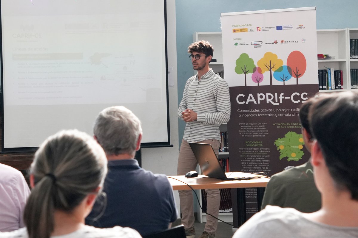 O técnico da <a href="/fjuanadevega/">Fundación Juana de Vega</a> Daniel Canosa falou hoxe en <a href="/esRadio/">esRadio</a> Galicia con Ignacio Balboa sobre a vaga de incendios e as liñas de actuación do proxecto CAPRIF-CC. Deixámosvos aquí a ligazón da entrevista.
esradio.libertaddigital.com/galicia/2025-0…