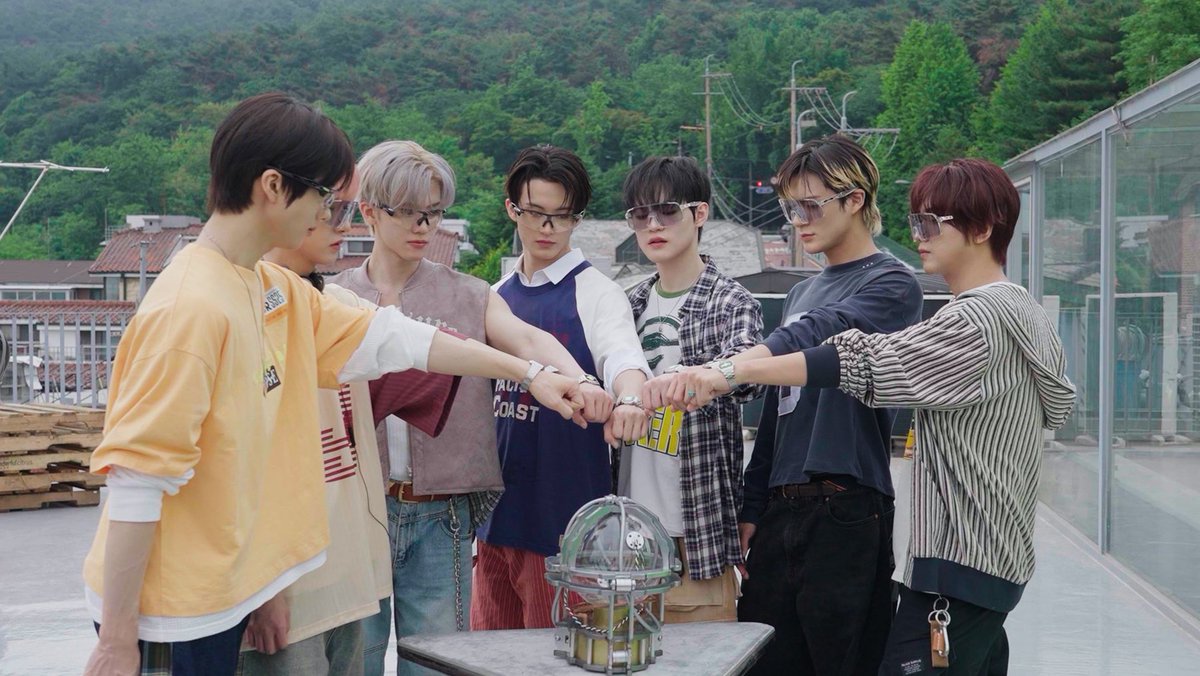 DREAM THE FUTURE : Page #1 - Concert Meeting, VCR Shooting | THE DREAM SHOW 4 BEHIND

youtu.be/tcNW4Lkl3_E

#NCTDREAM #THEDREAMSHOW4 #DREAMTHEFUTURE
#NCTDREAM_THEDREAMSHOW4_DREAMTHEFUTURE