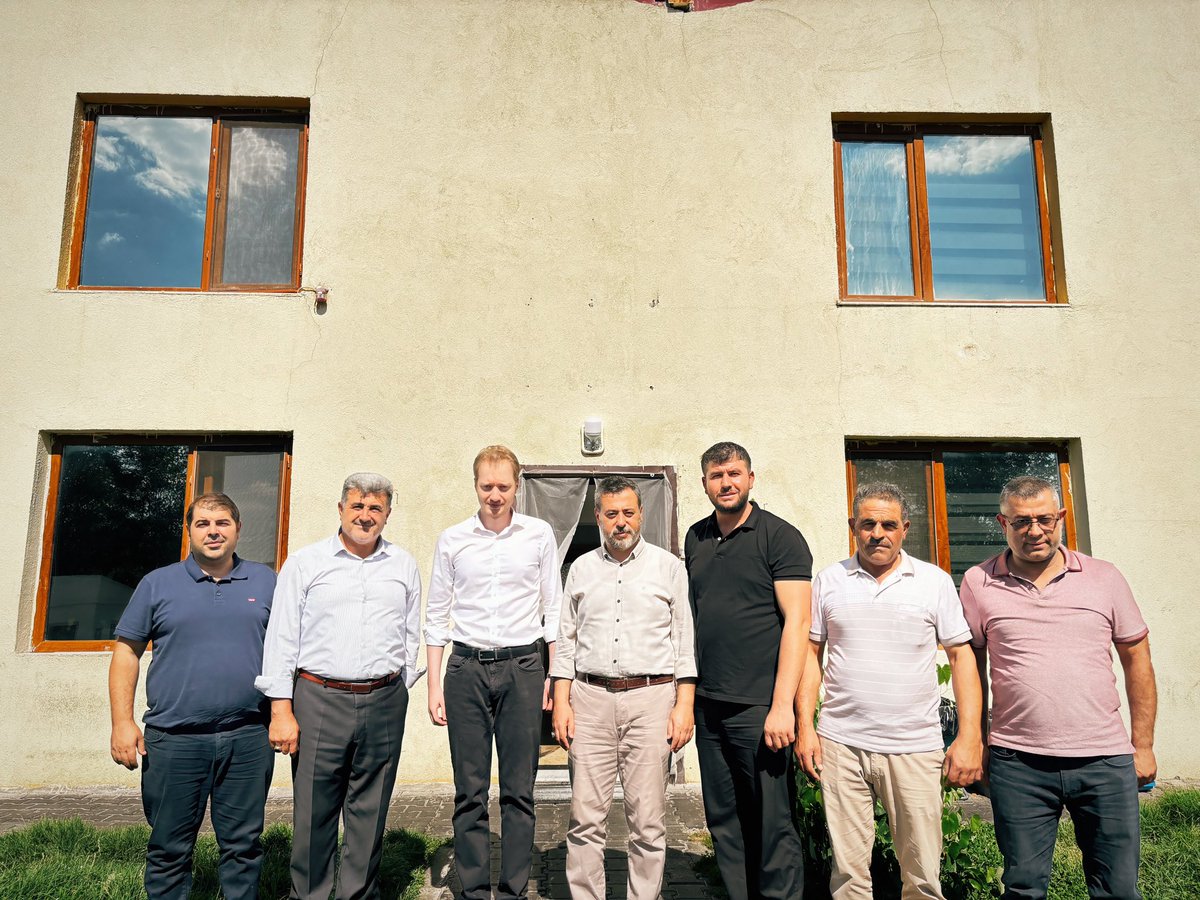 📍Acıgöl Organize Sanayi’nde ziyaretlerimize devam ediyoruz. 

♦️Nevpen / Bahri Altıntaş
♦️Murat Plastik / Murat Sözer  
♦️Seykar / Yusuf Kurt firmalarımızı ziyaret ederek organize sanayimizin gelişimi üzerine verimli görüşmeler gerçekleştirerek yaptıkları çalışmaları da yerinde