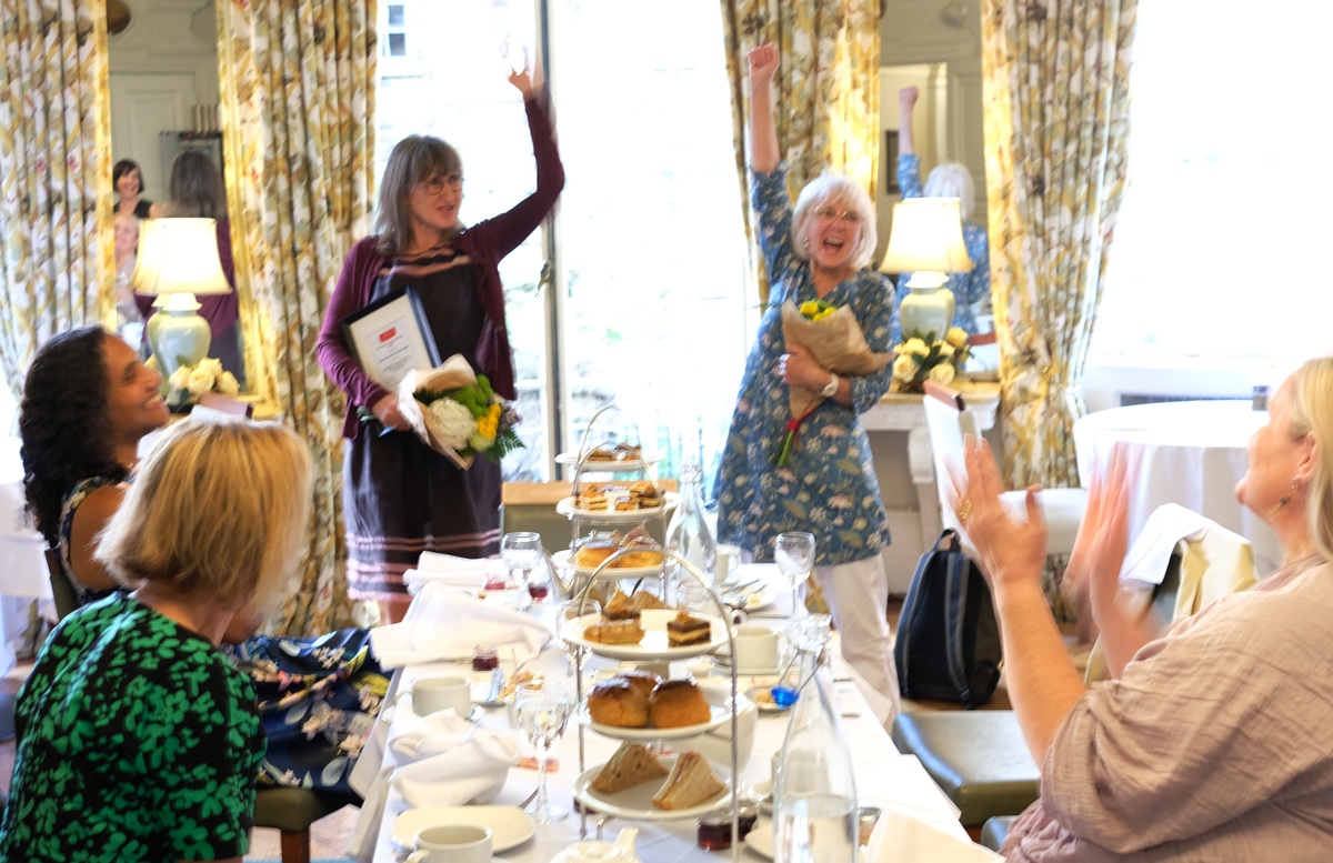 childrensarts's tweet image. Finally! ACA can announce The Vicky Ireland Award! A new award created to honour ACA founder Vicky Ireland in her 80th year👏 A wonderful afternoon tea presentation yesterday for inaugural winner Baroness Beeban Kidron OBE. Read all about it: bit.ly/4oR1tsc @UWCLondon