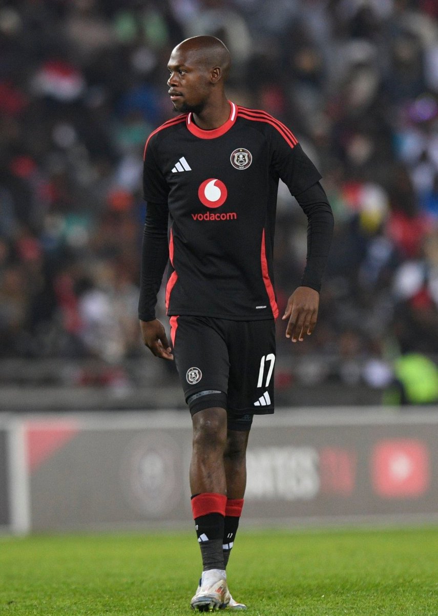 Makgopa appreciation post

He made Nkota shine
He makes Rele shine
He is making Sebelebele shine

team player with movement out of this world. it's not a coincidence that wingers score when he is there <a href="/orlandopirates/">Orlando Pirates</a>