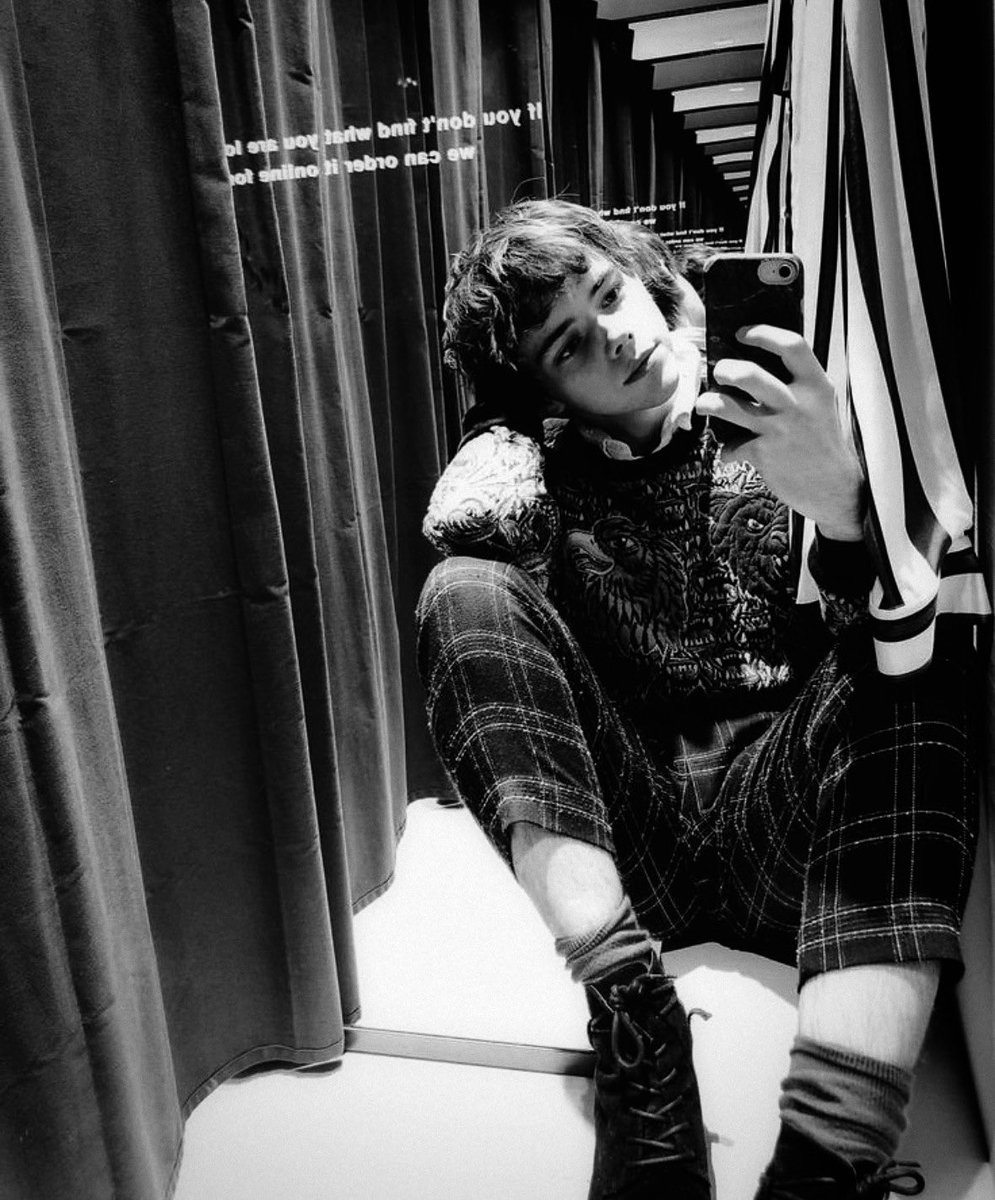 forestdevours's tweet image. Pour me a heavy dose of atmosphere.