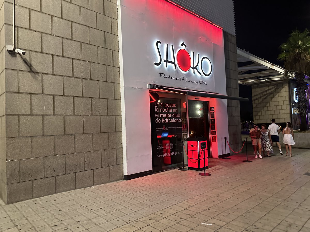 Films_Inspire's tweet photo. Experience #Barcelona's vibrant nightlife! 🌃🍹From @CasinoBarcelona to the #beachfront #clubs at Shôko Nightclub @ShokoBCN, feel the city's bustling nightlife &amp; attractions. 🪩 🎉 #BarcelonaNightlife #ShokoNightclub #PachaBarcelona #BCN #España #Holiday @VisitBCN_EN https://t.co/z5lDIJO65m