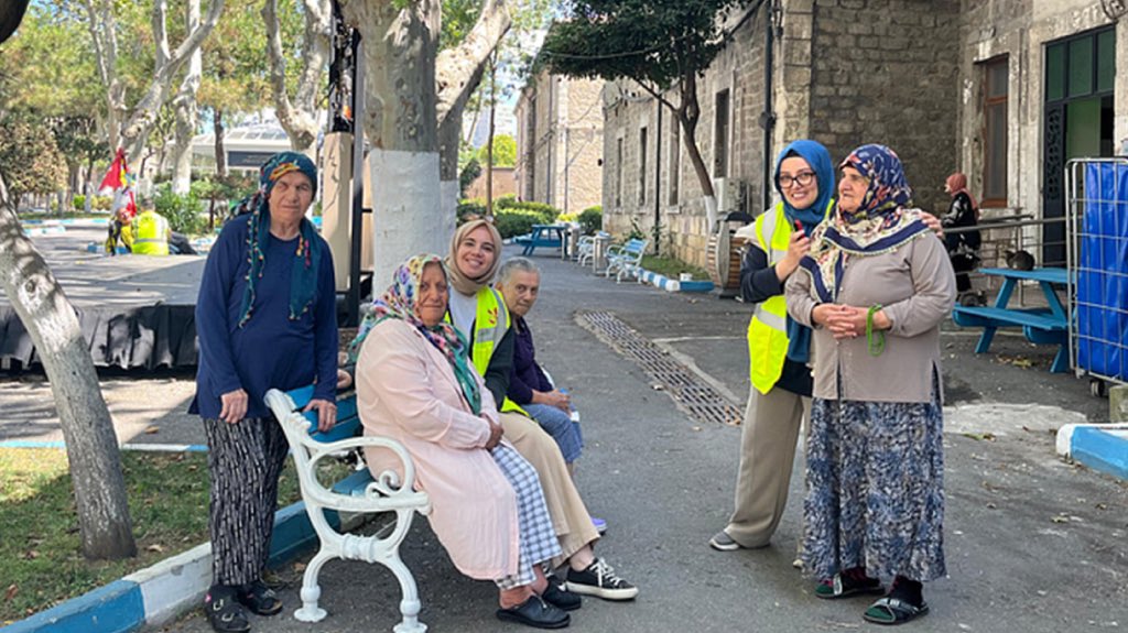 Ziraat Katılım Vefa Grubu olarak Darülaceze’ye üçüncü ziyaretimizi gerçekleştirdik.
Büyüklerimizle bir araya geldiğimiz bu anlamlı buluşmada, gönüllülerimizin ilgisi ve samimiyetiyle kıymetli anlar paylaştık.

#ZiraatKatılım #Vefa