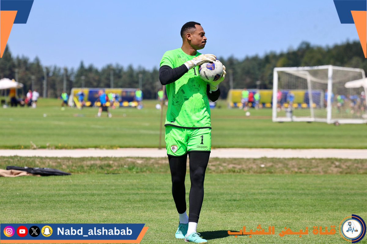 📸 منتخبنا الوطني الأول يخوض أول حصة صباحية استمرت لمدة ساعة ونصف في المجمع التدريبي التابع لنادي فنربخشة التركي.
ويواصل المنتخب معسكره الخارجي في تركيا بتمارين صباحية ومسائية قبيل مشاركته في بطولة وسط آسيا. 
#معسكر_تركيا
#كلنا_معك
#قناة_نبض_الشباب