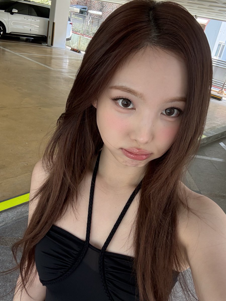 twnycute922's tweet photo. 내가 좋아하는 나연 https://t.co/juqrcttRem