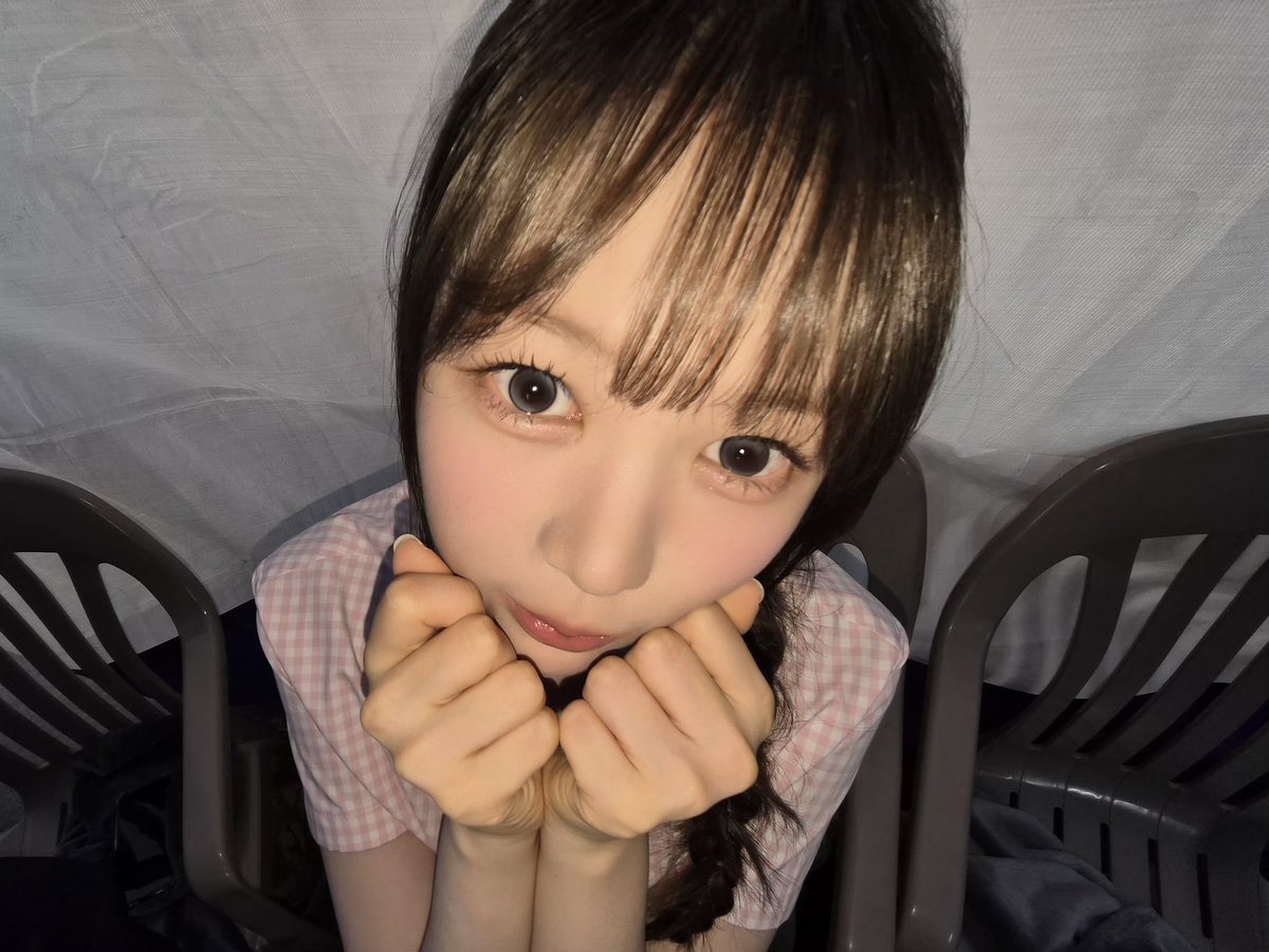 예온이 위버스 ! !

아 귀여워 ~ ㅜㅜㅜ 
하투하 슈퍼루키상 추카해 💛🫰

#Hearts2Hearts #하츠투하츠 #예온 #YEON #YE_ON