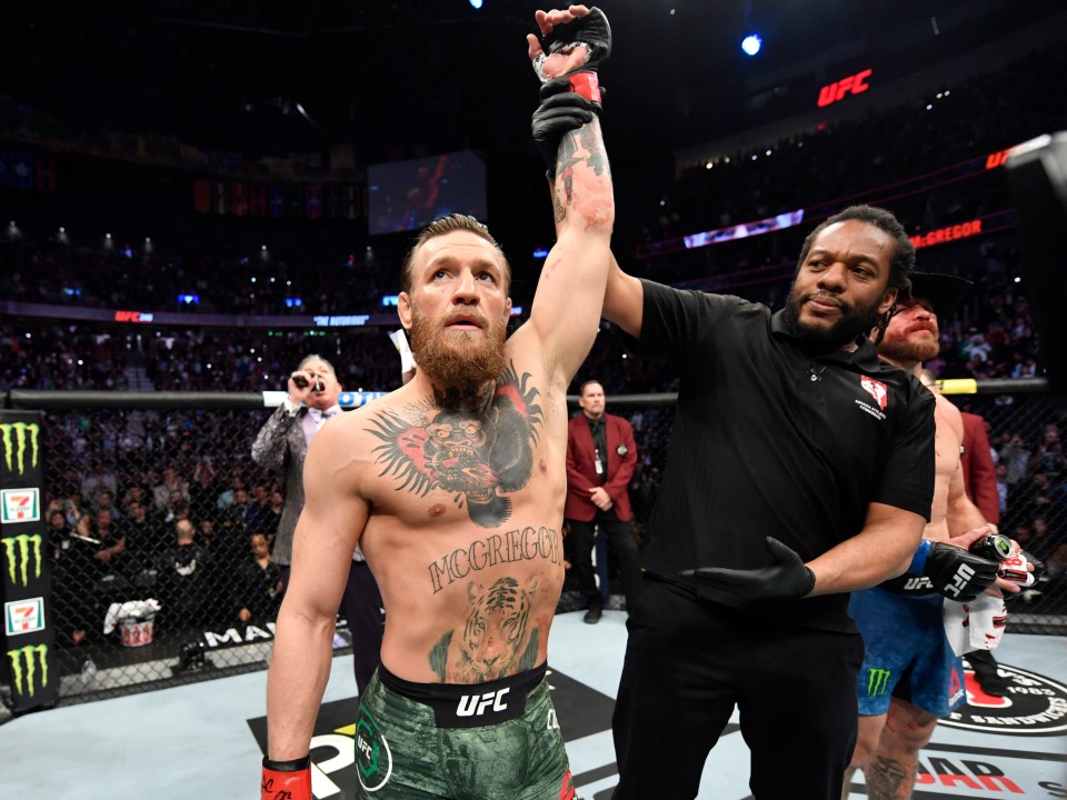 Mcgregor Forever (@mcgregorufc22) on Twitter photo Victorious. I feel that is why I did all the training, why I make the sacrifices, that is why I got into the shape I am in. I feel I have won, that's millions more coming my way, I feel great. Victorious. I feel that is why I did all the training, why I make the sacrifices, that is why I got into the shape I am in. I feel I have won, that's millions more coming my way, I feel great.