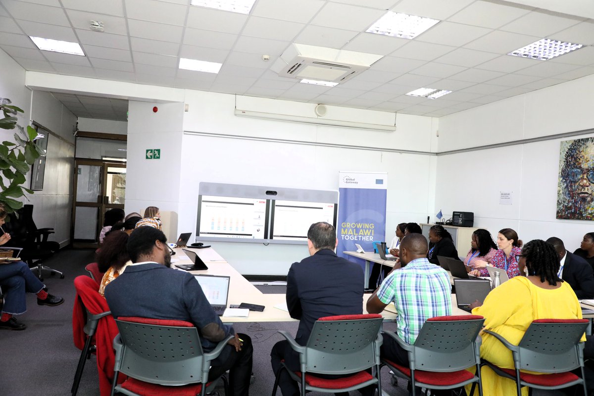 unwomenmalawi's tweet photo. What will it take for Malawian women to not just vote, but to lead, safely?
Today, with @EUinMalawi, we hosted a FGD with Donor Group on Gender Equality, examining barriers, solutions, and long-term strategies for women’s full participation across the election cycle.
#VoteForHer https://t.co/3nEML7WIMb