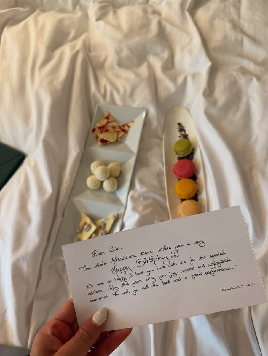 liekeklver's tweet photo. 2nd place, thunder &amp; rain, and a lot of chocolate for my birthday. Thanks once again friends for all the wishes ❤️🥳 next one: Zurich Final 💎 https://t.co/x10Mw2z0YG