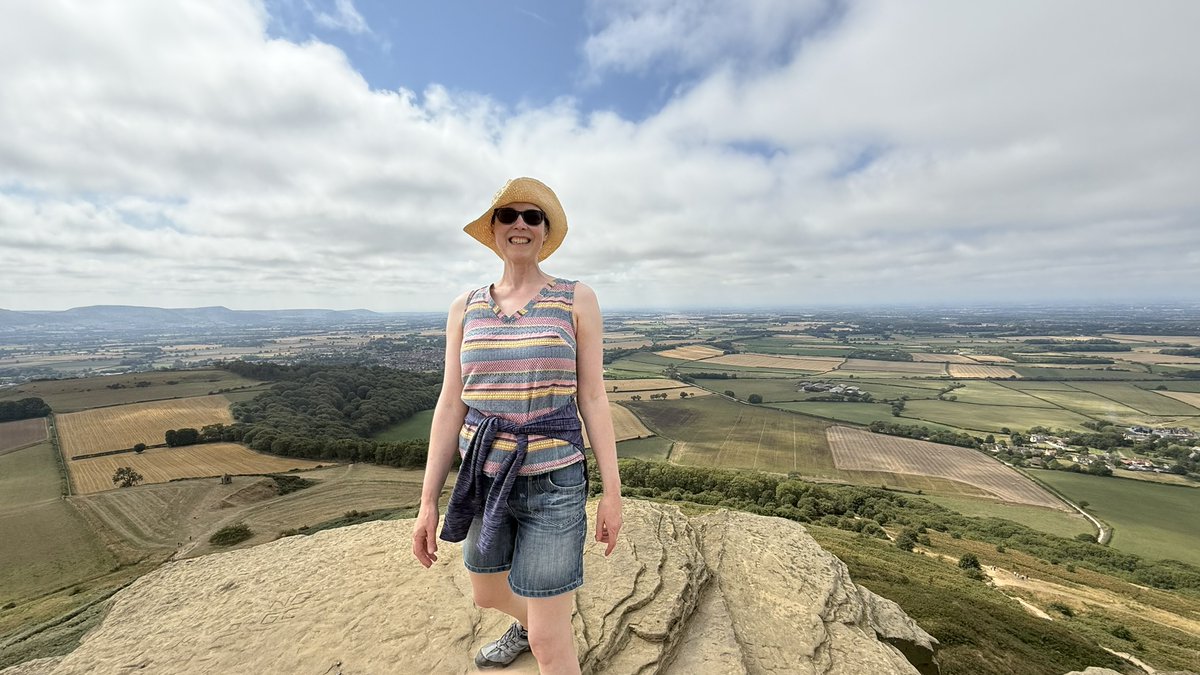 Joanne_Wishart's tweet photo. Have you been anywhere nice this summer holiday? I recently climbed the formidable Roseberry Topping in North Yorkshire. We were totally spoiled by the incredible views.
Have you ever visited this iconic site?
#RoseberryTopping #NorthYorkshire #SummerHolidays2025 #FunDaysOut https://t.co/sRAIjObi8L