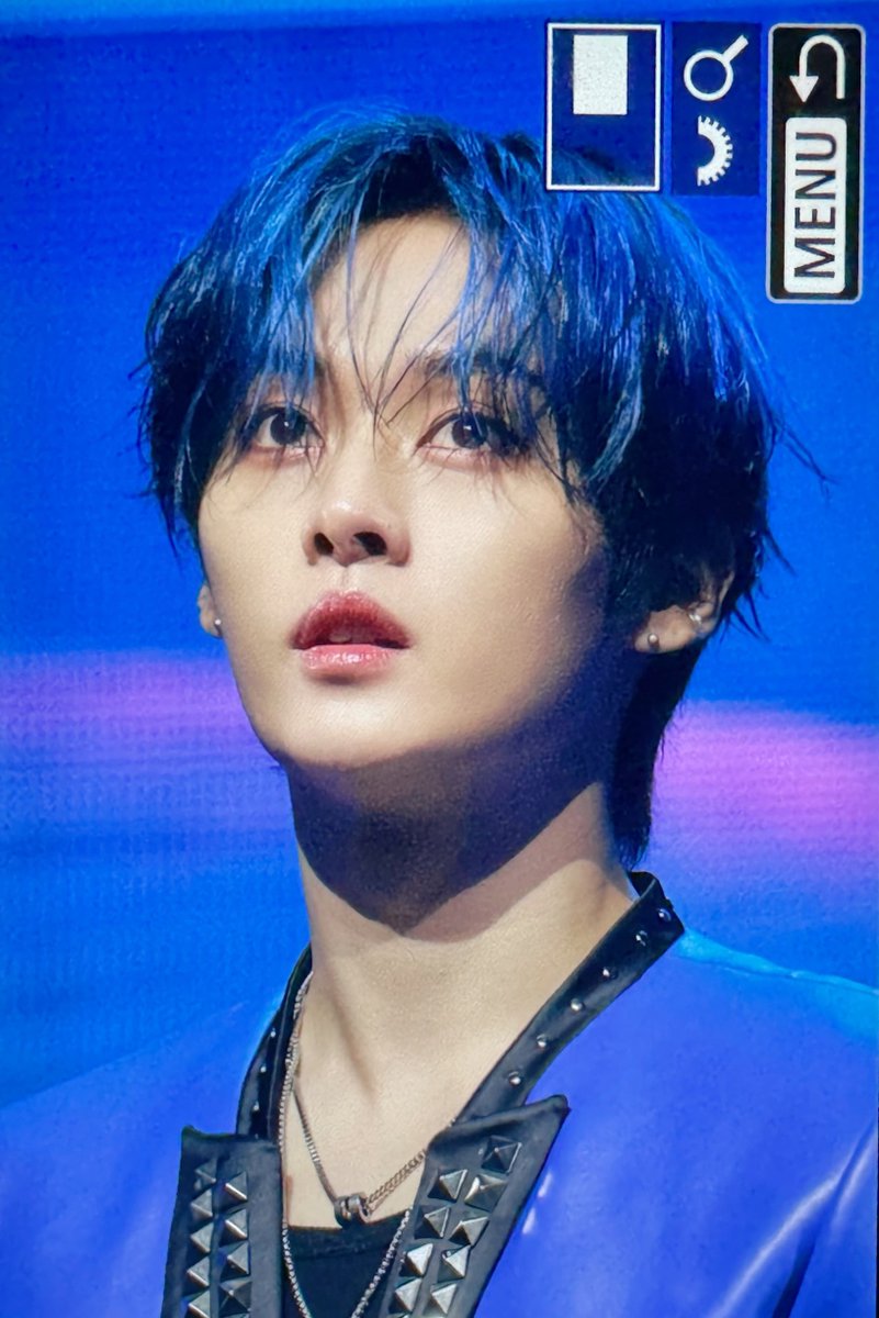 𝙠𝙞𝙨𝙨 𝙞𝙩 𝙗𝙚𝙩𝙩𝙚𝙧. tweet media