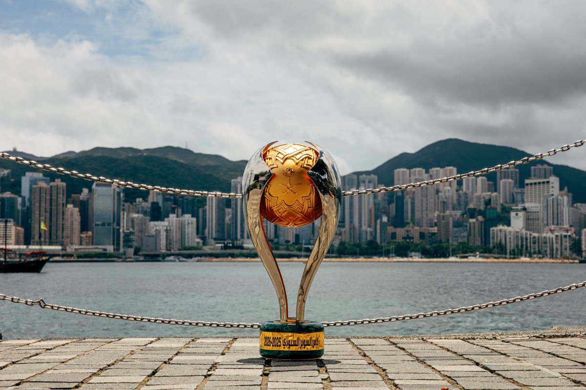 SaudiSuperCup's tweet photo. على ضفاف ميناء فيكتوريا 🇭🇰 

الكأس قبل النهائي 🏆 

#كأس_السوبر_السعودي https://t.co/p2lqs9Rupi