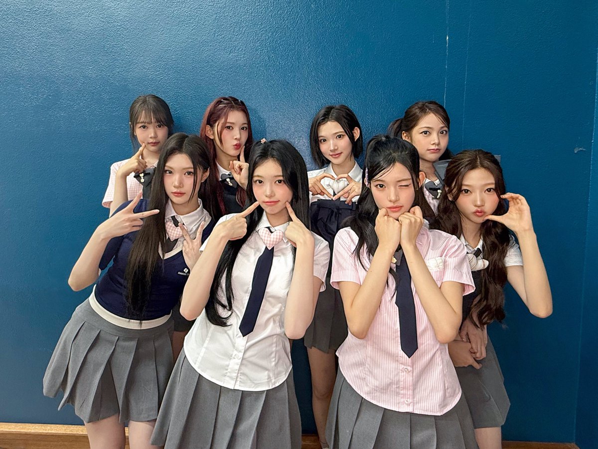 Hearts2Hearts at 2025 K-WORLD DREAM AWARDS🩵🏆

#Hearts2Hearts #하츠투하츠 #H2H 
#2025KWDA #K월드드림슈퍼루키상