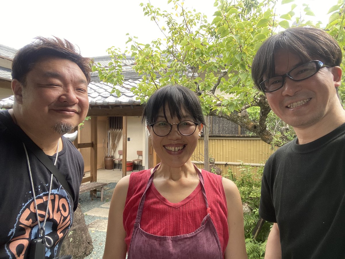 Dan_Yoshikawa's tweet photo. 【御礼】
BJDANツアー夏の陣
松山→宇和島→高知→姫路

無事に完走いたしました！！
いやー、各地各地、サイコーでした！
今回お世話になった、松山の母ことKIYOKAさん、宇和島の父ことヨネさん、高知の母ことah-we、BJDAN+one高原さん

そしてライブハウス関係各所の皆様！

そして、そして！酷暑の中、遊びに来てくださった沢山の皆様！

本当にありがとうございました！

どの会場盛り上がりまくりでした！

音楽させてもらってる事に心の底から感謝したツアーでした。
これからまたツアーに出る事があると思いますが、今後ともBJDAN、どうぞよろしくお願いいたしまします！！

ほんま全行程気色良かったー！最高！

改めまして、本当にありがとうございました！

#bjdan 
#kiyoka 
#ah_we
#高原浩二 
#松山カラフル 
#宇和島69jack
#高知サルバドール 
#姫路layla