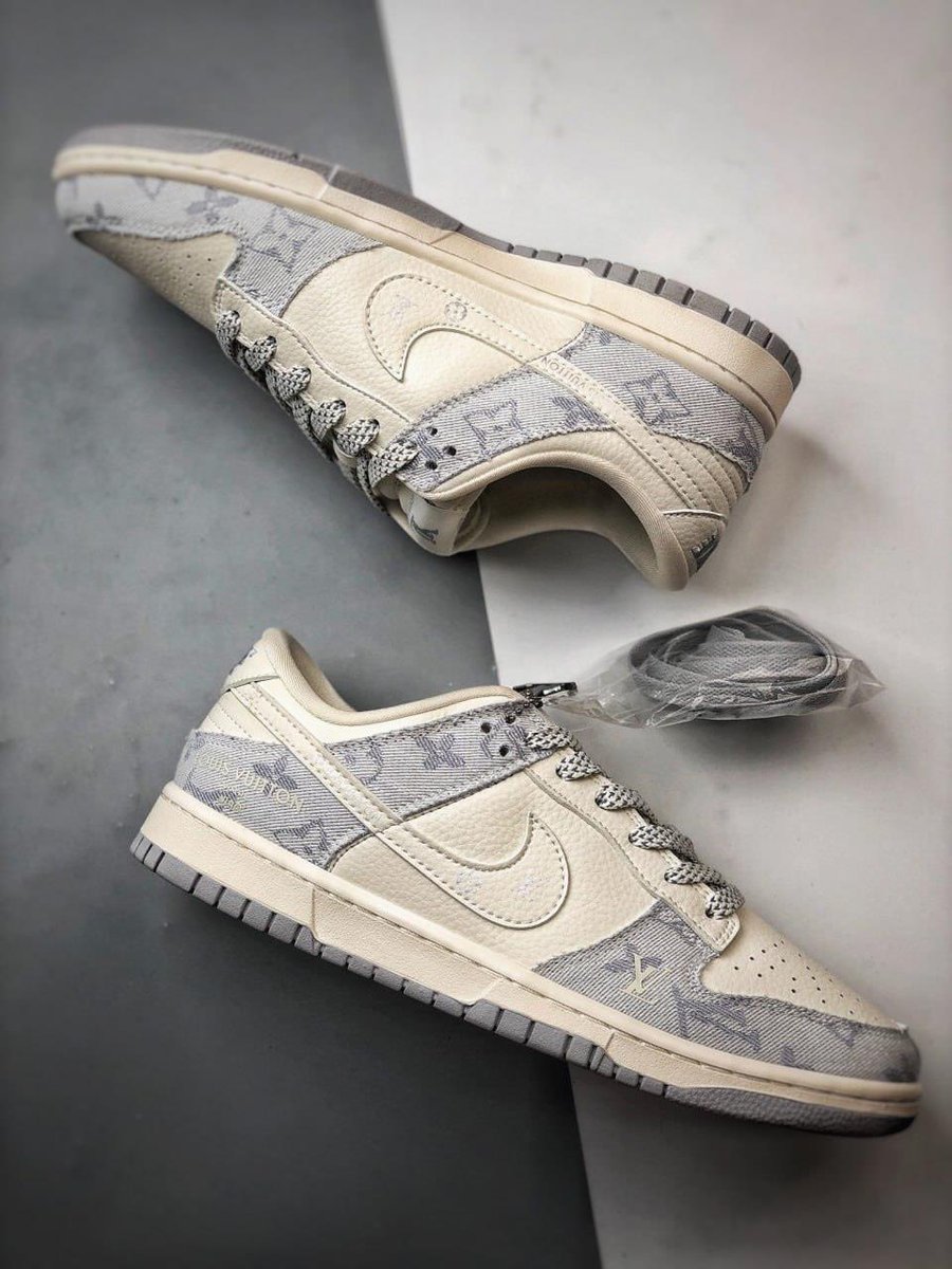 zfflhmryny66714's tweet image. High-end look, tiny price. 
1:1 replicas now available at 90% off!
Signature Reissue Collection Heritage Masterpiece Heritage Reproduction Style
ShoesAddict Exquisite Craftsmanship Signature Reissue Collection