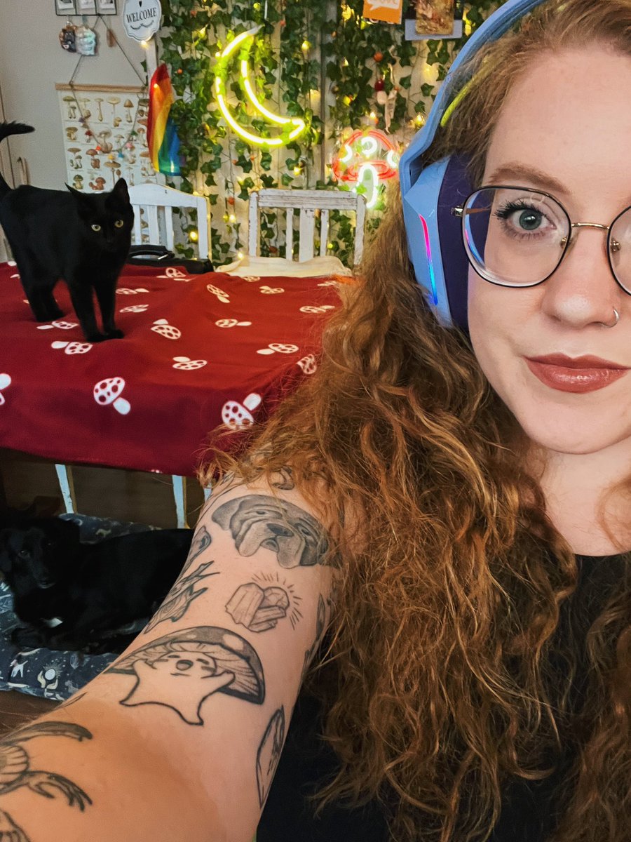 rozenessa's tweet photo. 🍄🍄🍄 LIVE RIGHT NOW 🍄🍄🍄

Playing Palia with drops on!! It’s been a minute but I’m excited to play Palia with y’all ♡ 

https://t.co/0LlFcrphgQ https://t.co/nJy8yhB5Ga