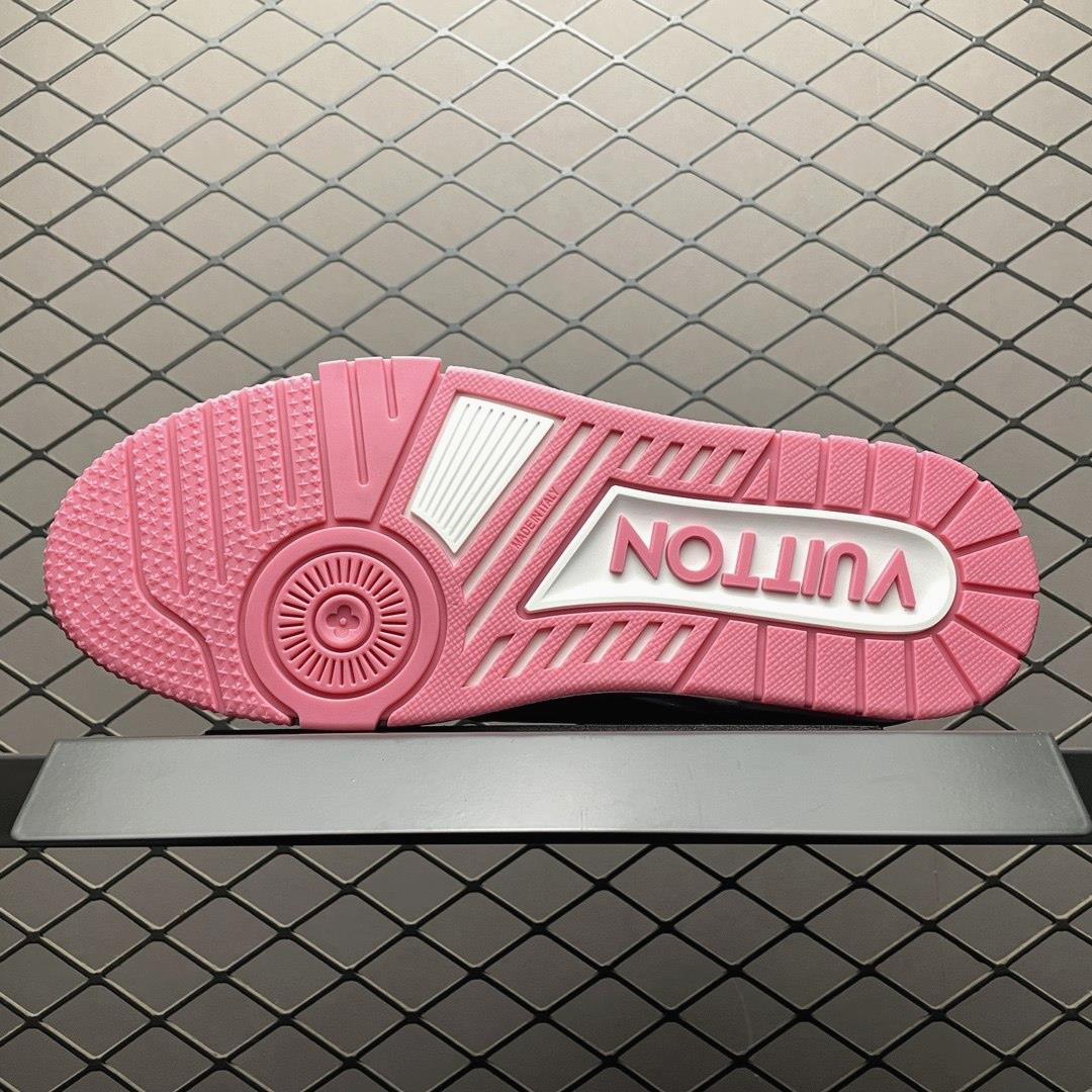 zfflhmryny66714's tweet image. High-end look, tiny price. 
1:1 replicas now available at 90% off!
Signature Reissue Collection Heritage Masterpiece Heritage Reproduction Style
ShoesAddict Exquisite Craftsmanship Signature Reissue Collection