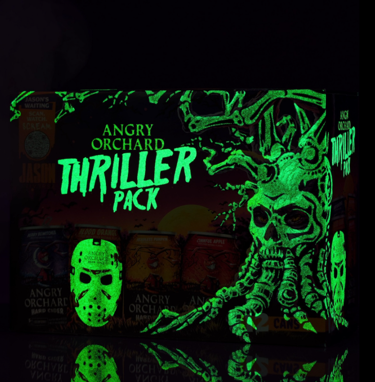 A chill is in the air… &amp; so are things that go bump in the night👻🔪

The LIMITED EDITION <a href="/AngryOrchard/">Angry Orchard</a> Thriller Pack is here &amp; it glows in the dark✨

😈 Berry Bewitched
🩸 Blood Orange (Thriller Pack exclusive!)
🎃 Headless Pumpkin
🔪 Cinnful Apple
#FridayThe13th Must be 21+.