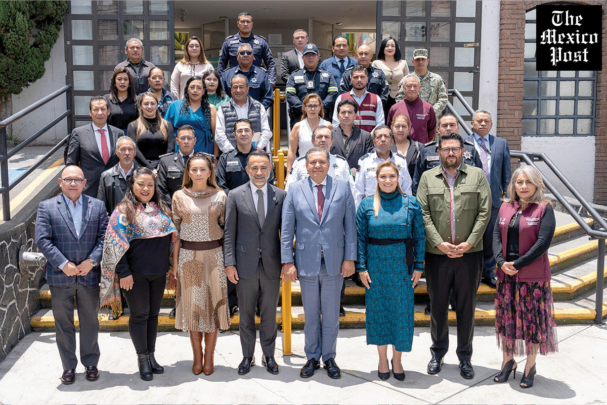 MexicoPost's tweet image. Municipios del #ValleDeToluca redoblan #esfuerzos en #seguridad y el #bienestar de la #población: @rimoba

Propone #RicardoMoreno más #operativos, #BotonesDePánico y #campañas contra la #extorsión.
Tag: @TolucaGob
themexicopost.com/?p=65990