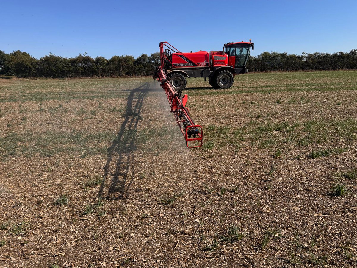 NichinoUK's tweet image. #CSFB Trial Update – H S Thirsk, Yorkshire 🚜

In partnership with @HutchinsonsAgUK, we’ve kicked off the first applications in our #OilSeedRape trial focused on Cabbage Stem Flea Beetle (CSFB) control - and we're already seeing some exciting early signs.

First applications have