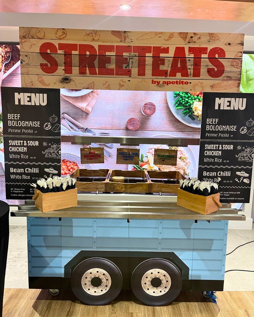 ColourStudiosUK's tweet photo. Fresh out of The Oven🍴🔥

We teamed up with Apetito to cook up bold branding: built-up lettering, a bespoke Hot to Go counter, and a street eats cart with serious flavour.

📞01761 431 300
✉️sales@colourstudios.co.uk

#ColourStudios #Apetito #HotToGo #StreetEats https://t.co/4qShnSMjyU