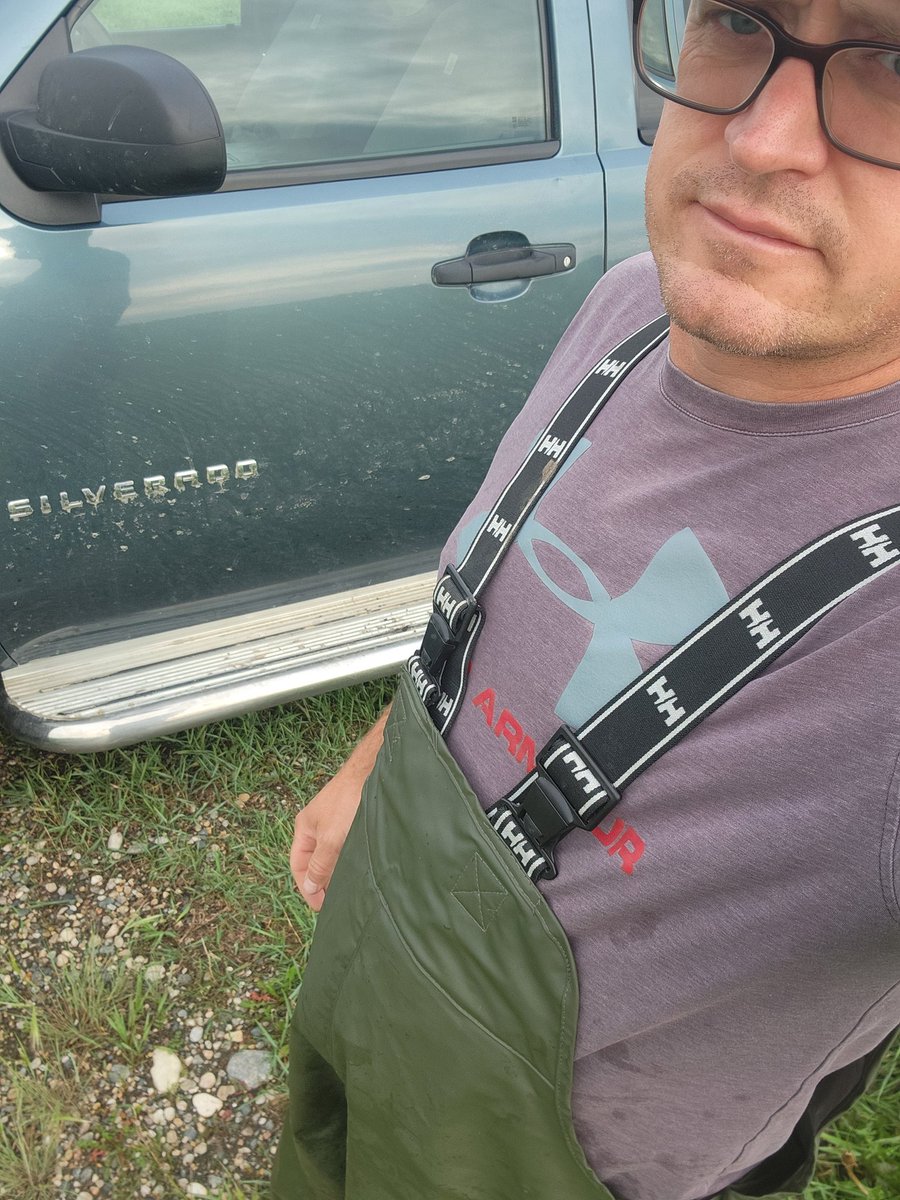 Any guesses what I'm checking for this morning 🤔#harvest25