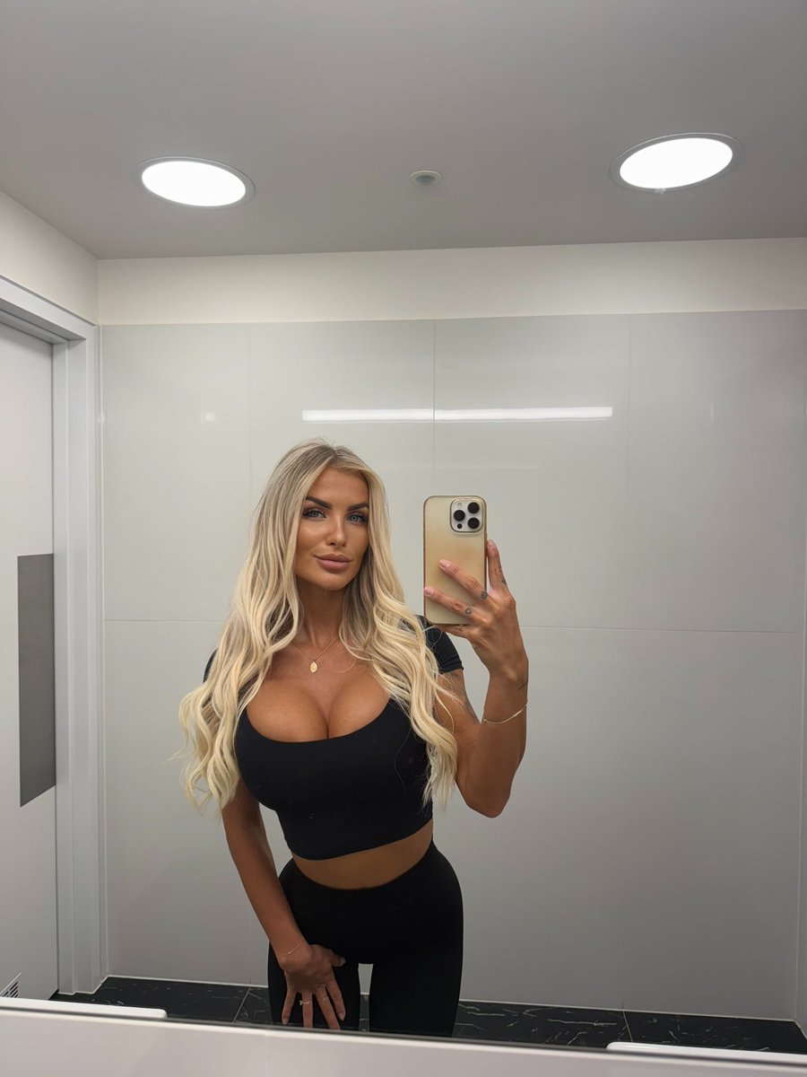 DeniAngel tweet media