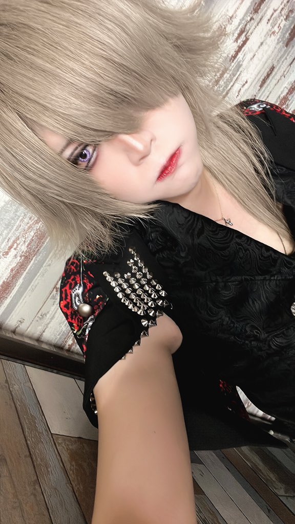 error_code_02's tweet image. パイセンに囲まれた1日ありがとうございました🙆

また見つけにきてください

むい