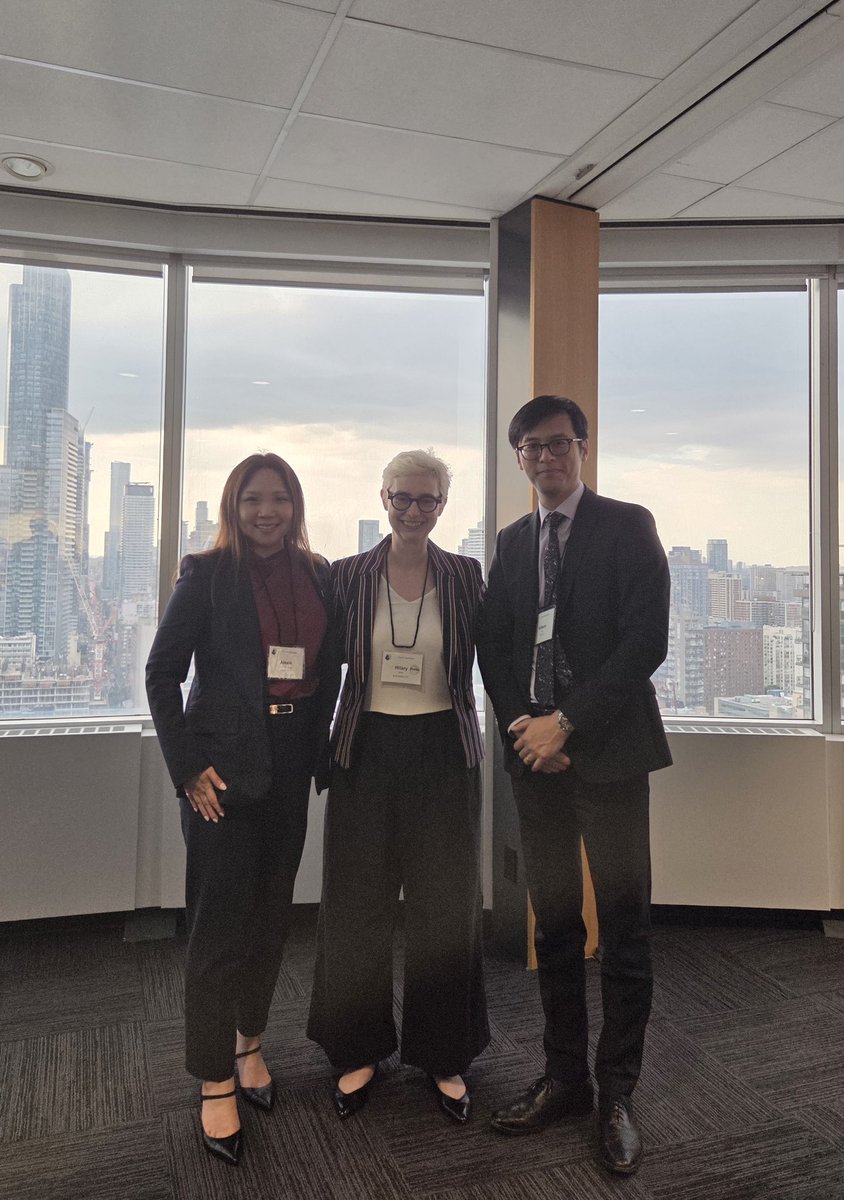 faclOntario's tweet photo. FACL at the Big Mingle! 😎

Thank you to @Advocates_Soc Young Advocates’ Standing Committee for organizing this wonderful event for future advocates.

It was also a great opportunity for us to catch up with our friends at SABA Toronto and @CMLAACAM ❤️ https://t.co/iQFi1KPsOV