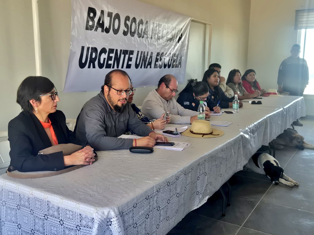 Seremi Osvaldo Ardiles junto a diversos servicios participó de Comisión en terreno del <a href="/CoredeTarapaca/">CORE Tarapaca</a> que se desplegó hasta Bajo Soga #Huara para abordar demandas de los vecinos en materia agrícolas y transporte subsidiado en su calidad de subrogante de esta cartera #Tamarugal