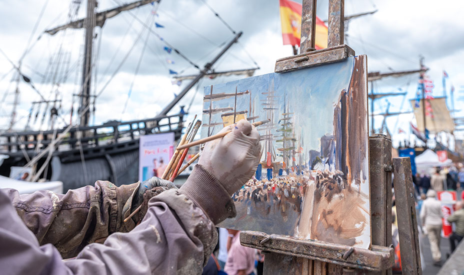 ProvincieNH's tweet photo. SAIL levert ook gewoon mooie plaatjes op. Geniet je mee? https://t.co/cqCQ6LSb5i #SAIL2025 #MakeAWave https://t.co/BJN99FTyMm
